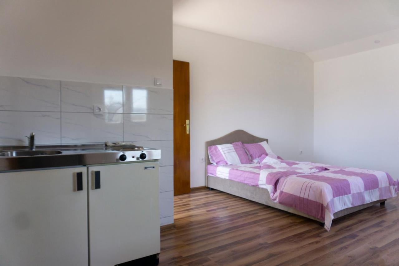 Apartmani Matej Trebinje Exteriér fotografie